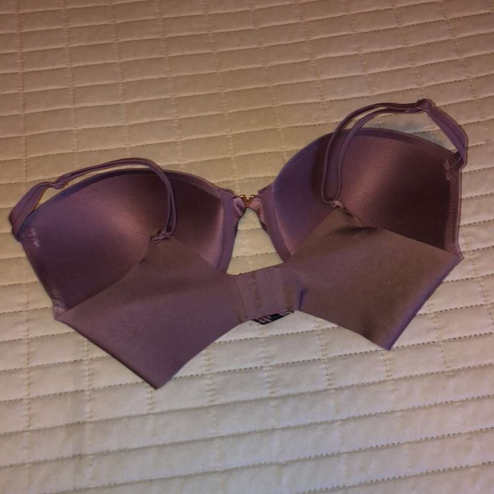 VS Bra - Picture 2 of 2